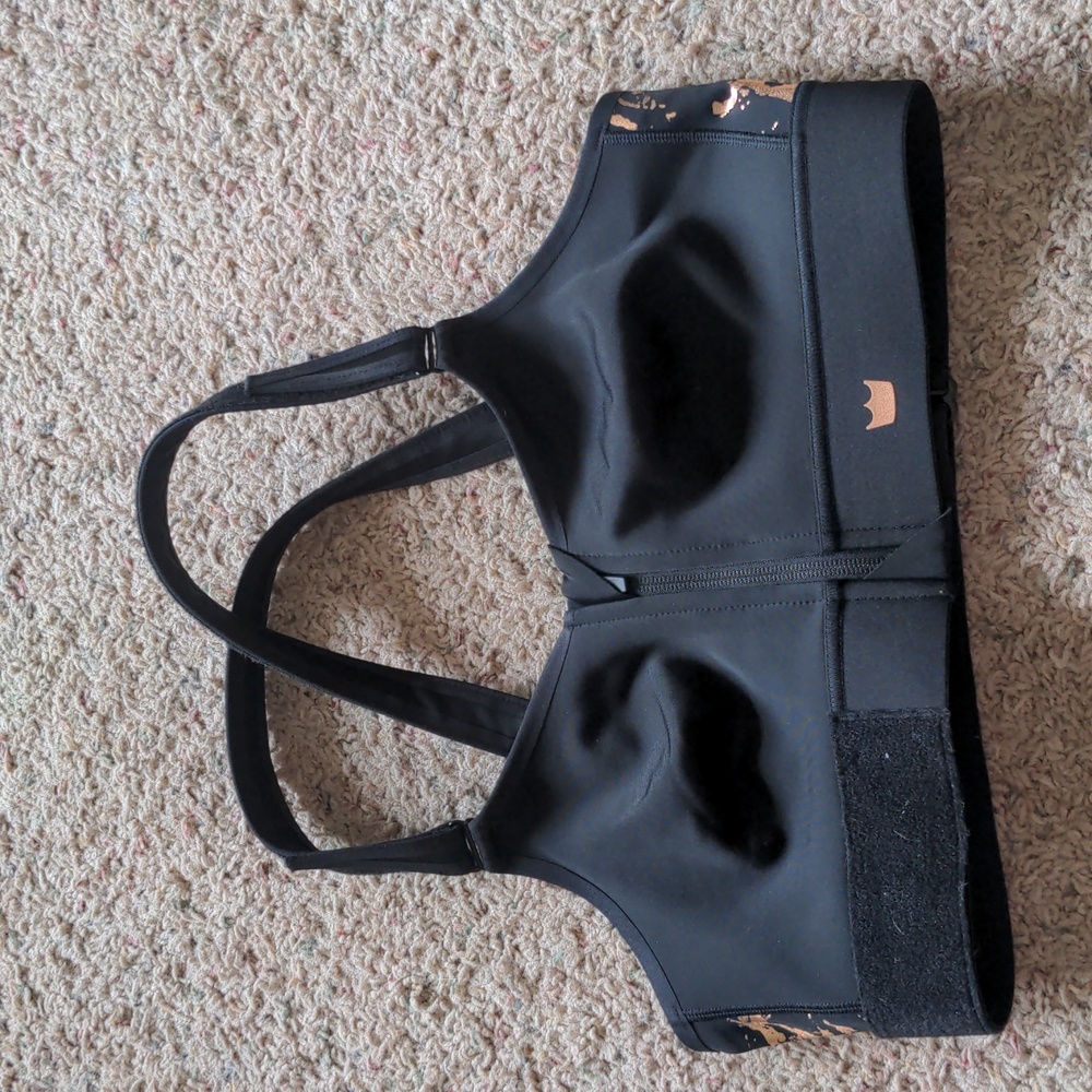Shefit Flex sports bra (medium impact), size M.